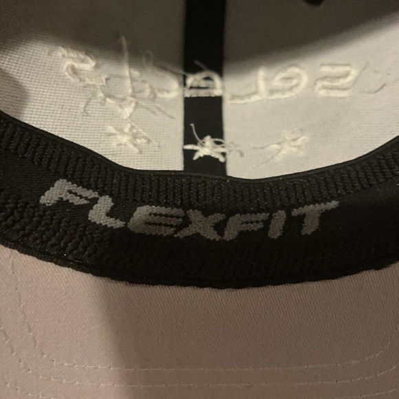 Suffolk Selects hockey fitted Flex fit hat. Size L - XL - Picture 7 of 8